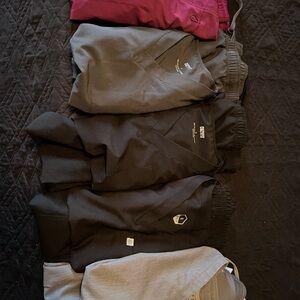 Women’s small scrub sets. 5 pair. Figs, scrubstar and cozy fit